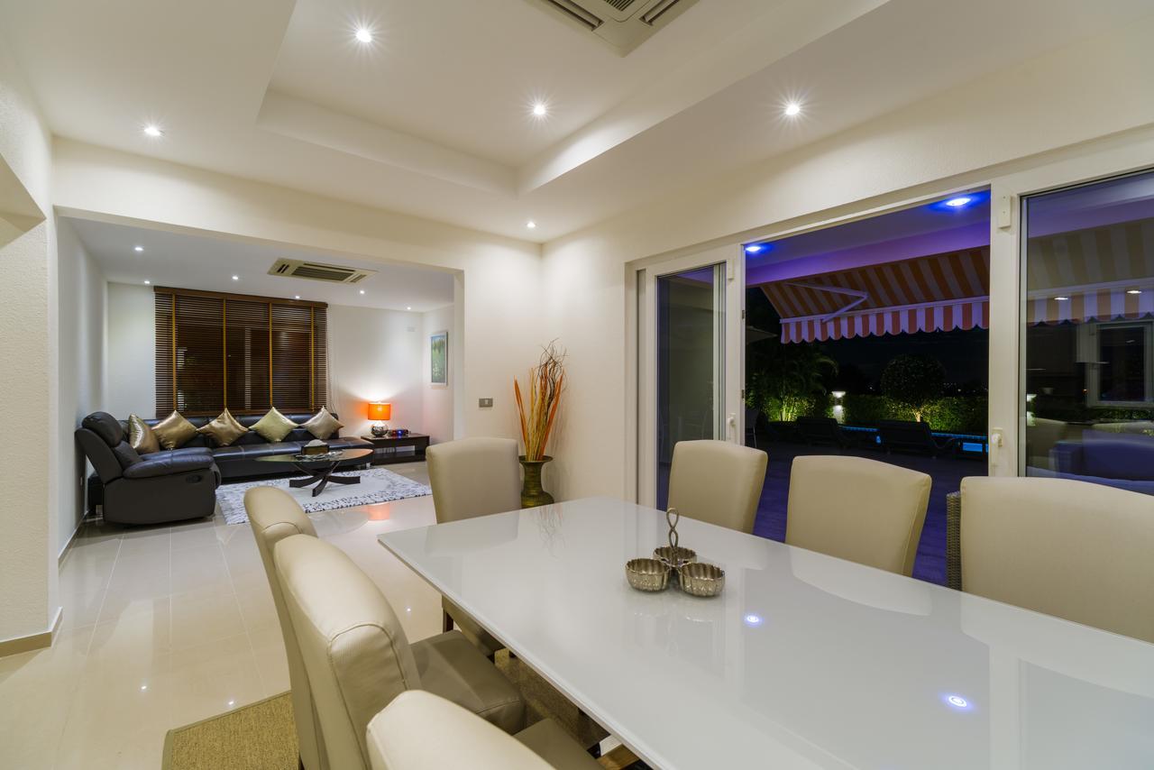 Luxury Pool Villa 604 4Br 8-10 Persons Nong Prue ภายนอก รูปภาพ