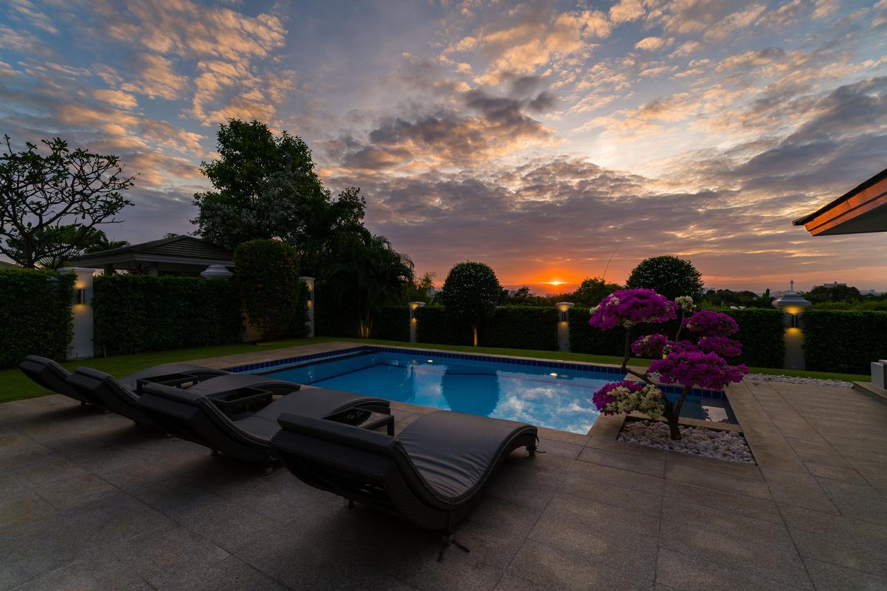 Luxury Pool Villa 604 4Br 8-10 Persons Nong Prue ภายนอก รูปภาพ